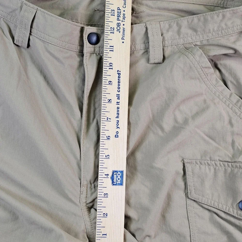 Duluth Trading Co Cargo Pants Mens 40x30 Beige Nylon Lightweight Hiking Outdoor